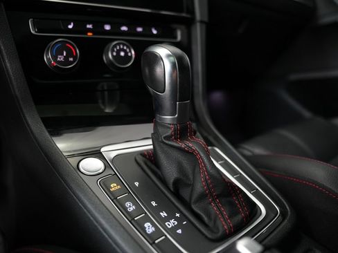 Used 2018 Volkswagen GTI SE w/ SE Leather Package FWD image 29