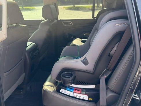 Used 2017 GMC Yukon Denali w/ Open Road Package AWD/4WD image 4