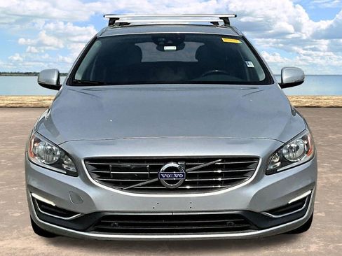 Used 2015 Volvo V60 T5 Premier image 4