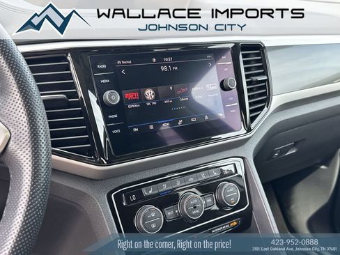 Used 2022 Volkswagen Atlas SEL Premium AWD/4WD image 23