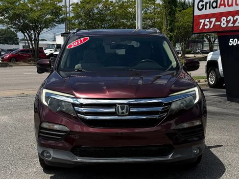 Used 2017 Honda Pilot Touring image 9