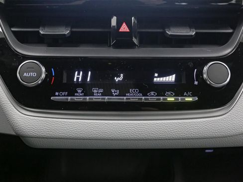 New 2026 Toyota Corolla SE image 19