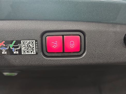 New 2026 Mercedes-Benz E 350 4MATIC Sedan image 14