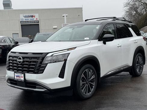 New 2026 Nissan Pathfinder Platinum w/ Cargo Package image 44