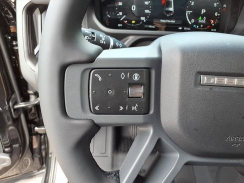 New 2026 Land Rover Defender 130 X-Dynamic SE AWD/4WD image 16