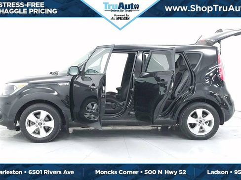 Used 2017 Kia Soul FWD image 30