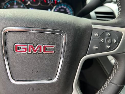 Used 2018 GMC Yukon SLT w/ Premium Edition RWD image 34