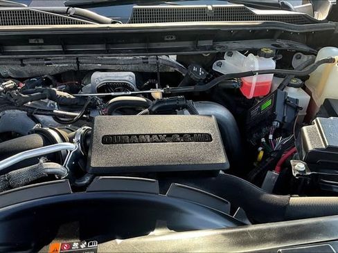 Used 2024 Chevrolet Silverado 2500 High Country w/ High Country Premium Package AWD/4WD image 32