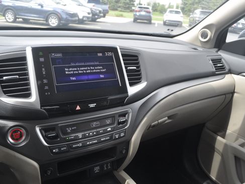 Used 2016 Honda Pilot EX image 23