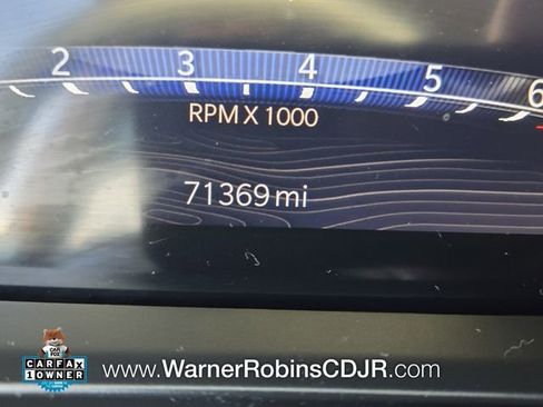 Used 2023 Jeep Grand Cherokee L Limited w/ Black Appearance Package RWD image 31
