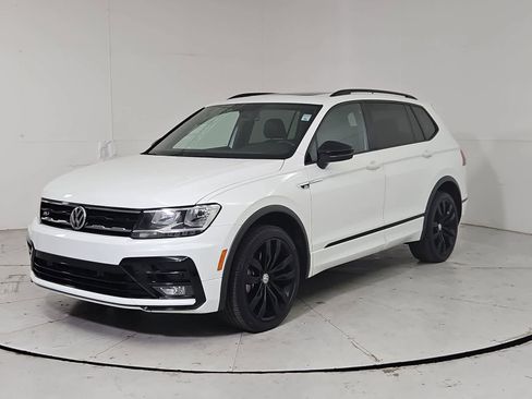 Certified 2021 Volkswagen Tiguan SE R-Line AWD/4WD image 1
