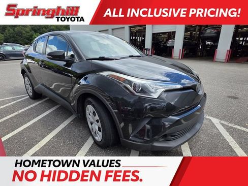 Used 2019 Toyota C-HR LE FWD image 1