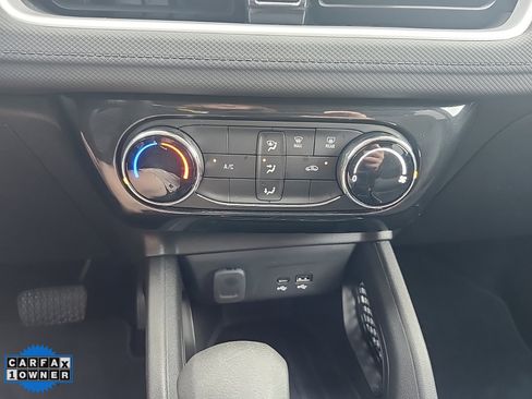 Used 2025 Chevrolet TrailBlazer LT image 14