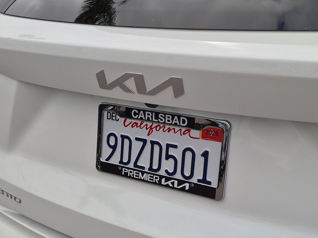 Certified 2023 Kia Sorento EX w/ Panoramic Sunroof Package AWD/4WD image 32