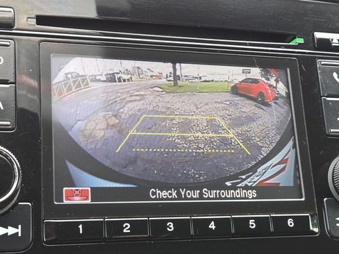 Used 2019 Honda HR-V LX image 4