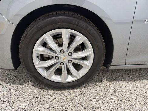 Used 2024 Chevrolet Malibu LT FWD image 35
