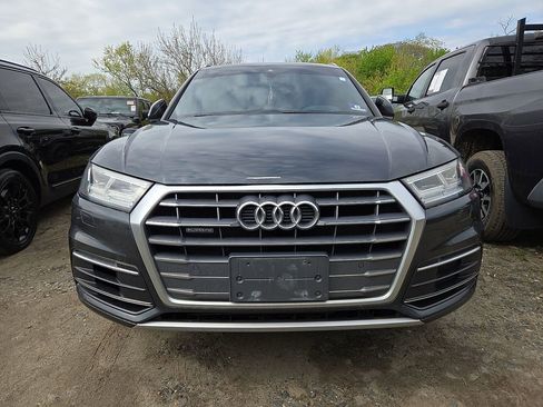 Used 2018 Audi Q5 2.0T Premium Plus w/ Premium Plus Package image 2