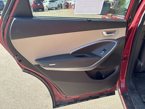 Used 2015 Hyundai Santa Fe Limited image 12