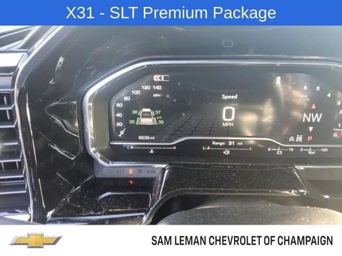 Used 2025 GMC Sierra 1500 SLT w/ SLT Premium Package AWD/4WD image 2
