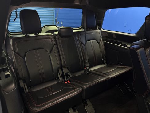 Used 2021 Ford Expedition Limited AWD/4WD image 27