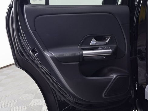 Certified 2025 Mercedes-Benz GLA 250 image 13