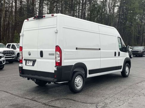 New 2026 RAM ProMaster 2500 w/ Convenience Group image 8
