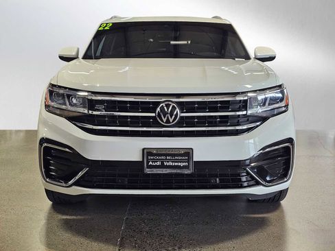 Used 2022 Volkswagen Atlas Cross Sport SEL R-Line AWD/4WD image 8