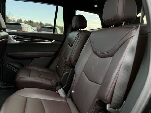 Used 2020 Cadillac XT6 Premium Luxury image 13