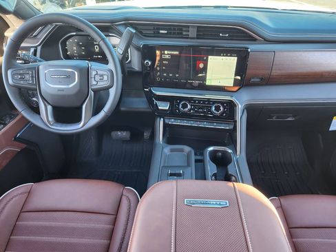 New 2026 GMC Sierra 2500 Denali Ultimate image 9