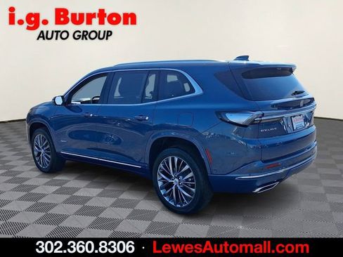 New 2026 Buick Enclave Avenir w/ Super Cruise Package FWD image 3