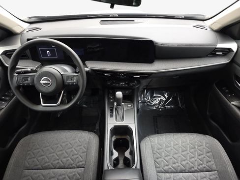 Used 2026 Nissan Kicks SV w/ SV Premium Package FWD image 10