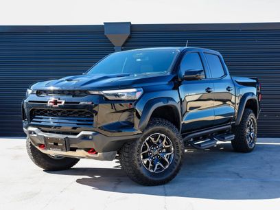 Used 2025 Chevrolet Colorado ZR2 w/ Technology Package