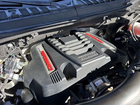 Used 2020 Ford F150 Raptor w/ Equipment Group 802A Luxury image 34