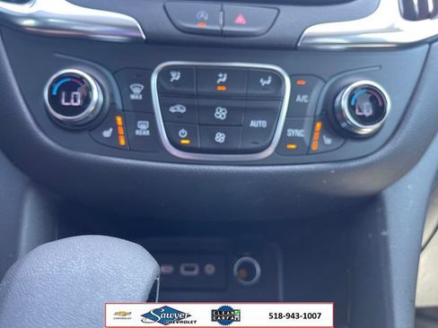 Used 2023 Chevrolet Equinox LT w/ Driver Convenience Package AWD/4WD image 22