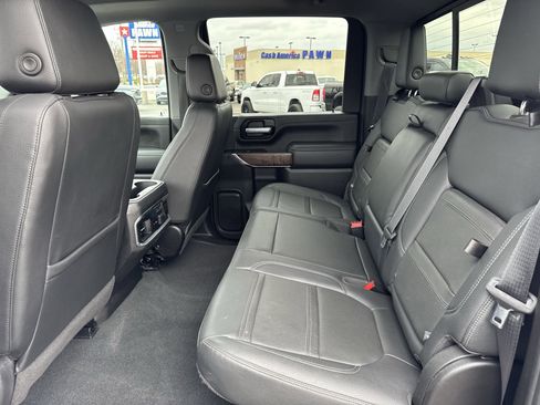 Used 2021 GMC Sierra 3500 Denali w/ Denali Ultimate Package image 30