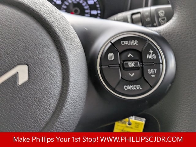 Used 2022 Kia Soul LX FWD image 22