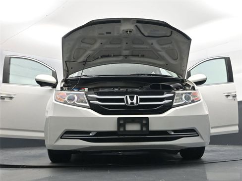 Used 2015 Honda Odyssey EX-L image 32