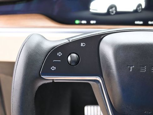 Used 2023 Tesla Model X AWD/4WD image 19