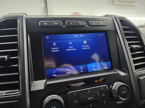 Used 2021 Ford F250 XLT w/ XLT Premium Package image 58