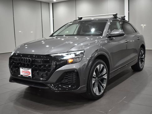 Used 2025 Audi Q8 Premium Plus w/ Premium Plus Package image 7