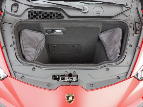 Used 2024 Lamborghini Huracan EVO AWD/4WD image 65