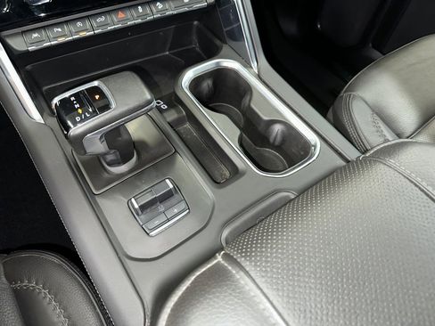 Used 2024 GMC Sierra 1500 Denali w/ Denali Reserve Package image 17