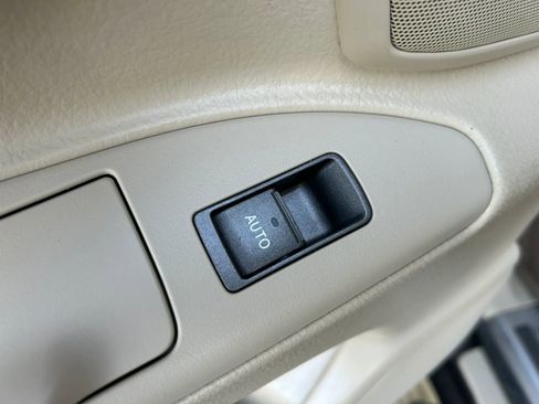 Used 2010 Lexus LX 570 LX 570 Sport Utility 4D image 30