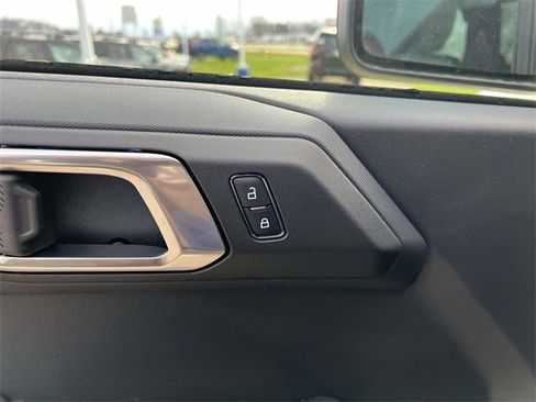 New 2025 Ford Bronco Big Bend w/ Black Diamond Package image 12