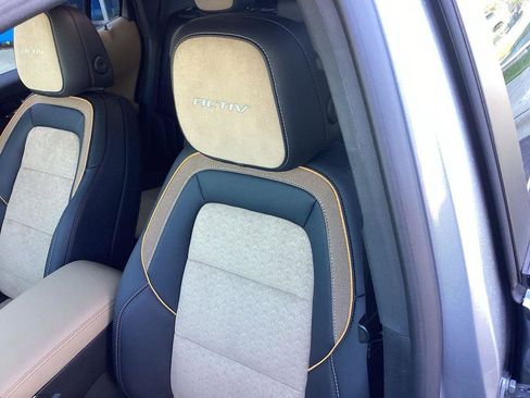 New 2026 Chevrolet Equinox ACTIV FWD image 10