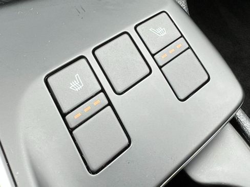 Used 2025 Kia Sportage LX image 27