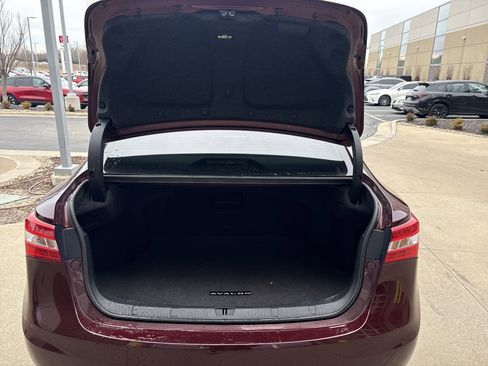 Used 2014 Toyota Avalon XLE Touring image 32