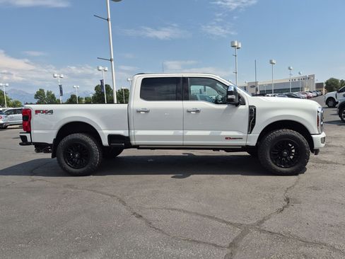 Used 2024 Ford F350 Platinum w/ FX4 Off-Road Package AWD/4WD image 2