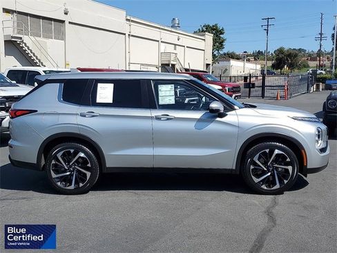 Used 2022 Mitsubishi Outlander ES image 29