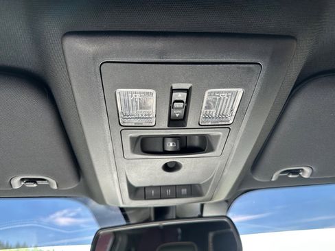 Used 2017 RAM 1500 Limited image 24